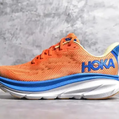 HOKA de carretera y paseo, zapatilla de estilo trail para caminos fáciles