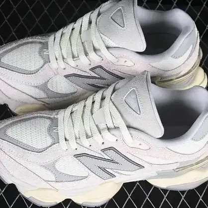 New Balance 9060, zapatilla de estilo trail para caminos fáciles